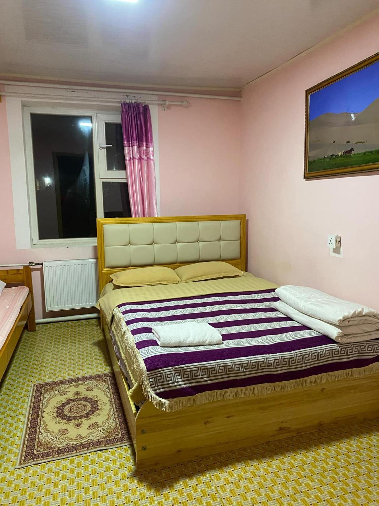 Gaya'S Guest House Harhorin Exterior photo